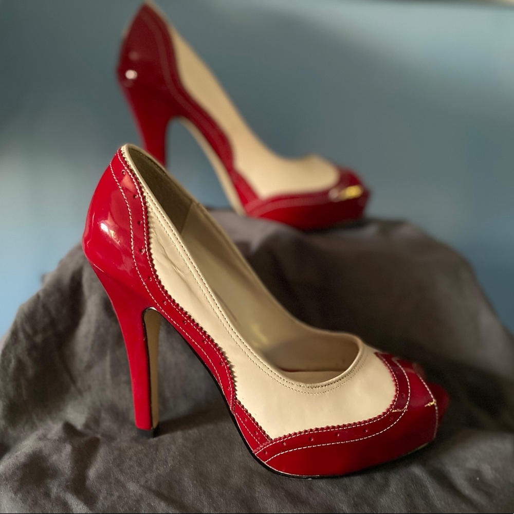 Beige and Red Patent Leather and Leather platform Pumps